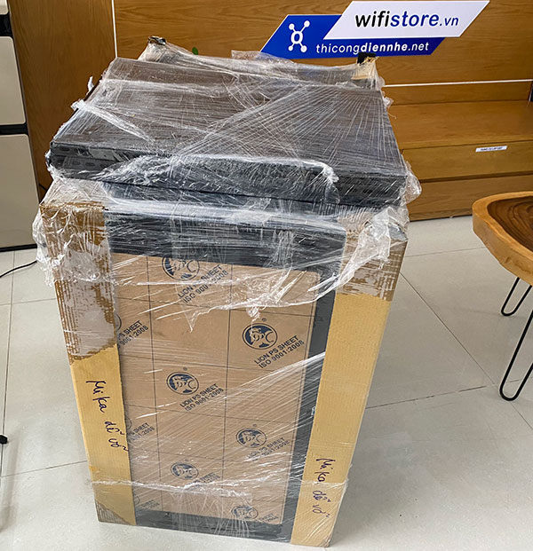 Rack 20U-D800 treo tường | Tủ mạng kích thước H1056 x W600 x D800