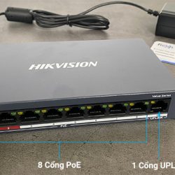 Switch Hikvision DS-3E1309P-EI có 8 cổng PoE và 1 cổng UPLINK