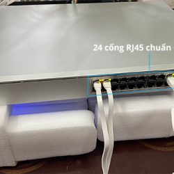 Switch UniFi Pro 24 port PoE 24 cổng RJ45
