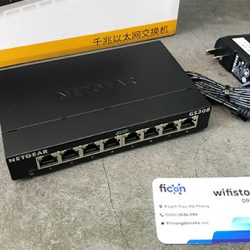 Switch Netgear GS308 toàn bộ phụ kiện