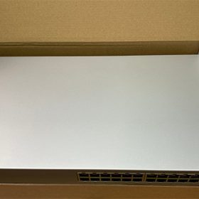 UniFi Switch 24 tất cả phụ kiện