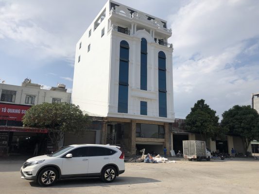Thi công hệ thống điện nhẹ Linh Trang Hotel - Móng Cái quy mô 41 phòng
