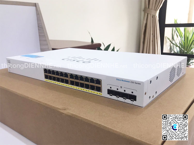 Cisco CBS220-24P-4X-EU | Switch chia mạng 24 Port PoE Gigabit, 4 Port SFP+ 10G
