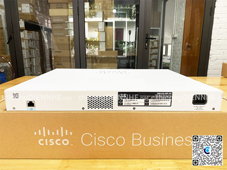 Cisco CBS220-48FP-4X-EU | Switch chia mạng 48 Port PoE Gigabit, tổng công suất 740W